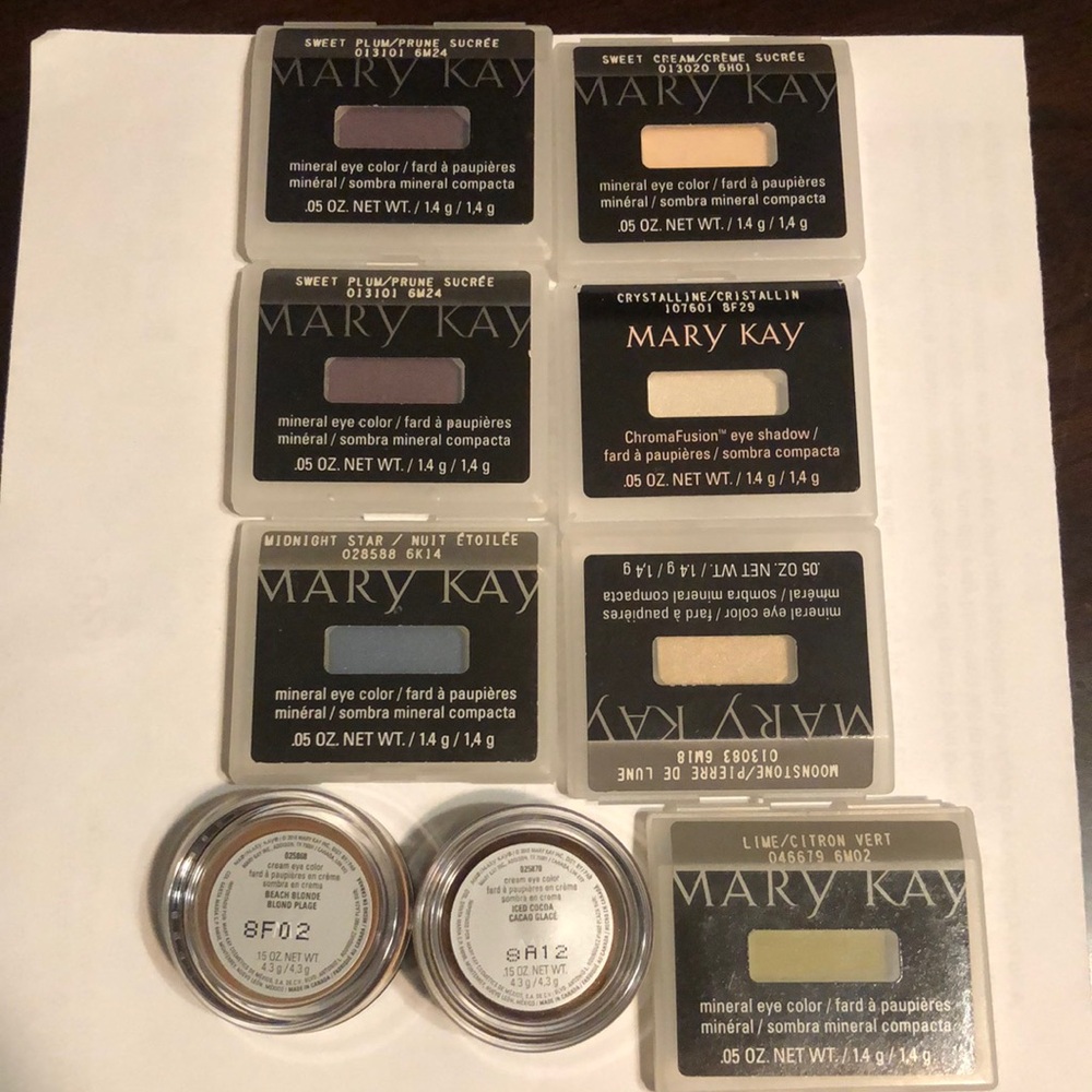 NIB- Mary Kay Mineral and Cream Eye Color. They are sold separately at $6 each. - Picture 4 of 13